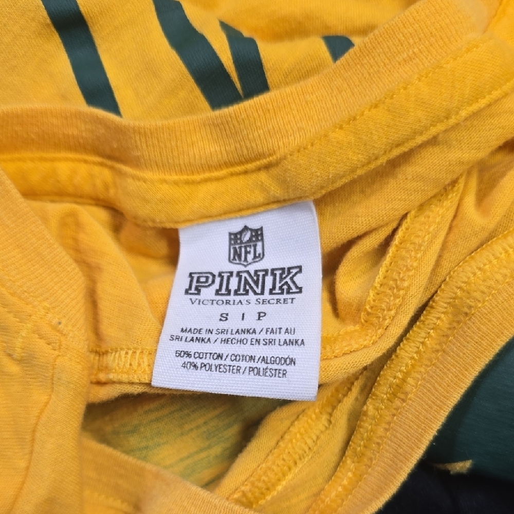 PINK Victoria's Secret Greenbay Packer Graphic Tee - Picture 15 of 16